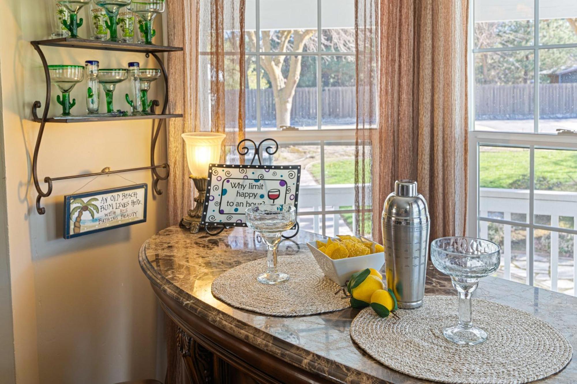 Victorian Manor In Paso Robles Wine Country Pool Hot Tub Firepit Tennis Court Sleeps 28 Eksteriør bilde